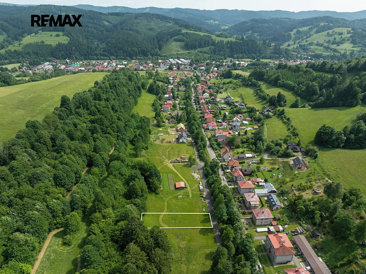 Prodej stavebního pozemku 1143 m²